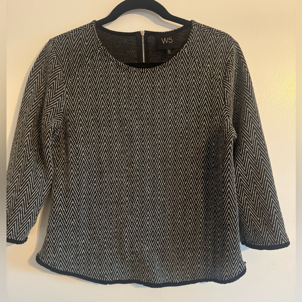 W5 Monochrome Zigzag Blouse size small